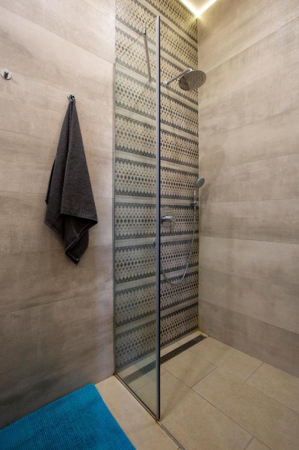 בודפשט Luxury Quentin Apartment 3 Bedrm, 2 Bathrm מראה חיצוני תמונה