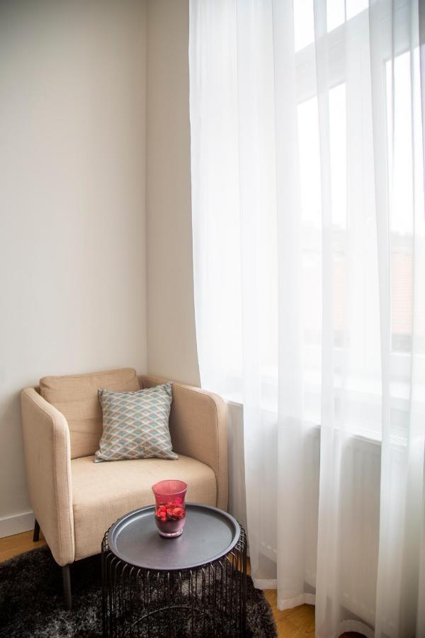 בודפשט Luxury Quentin Apartment 3 Bedrm, 2 Bathrm מראה חיצוני תמונה