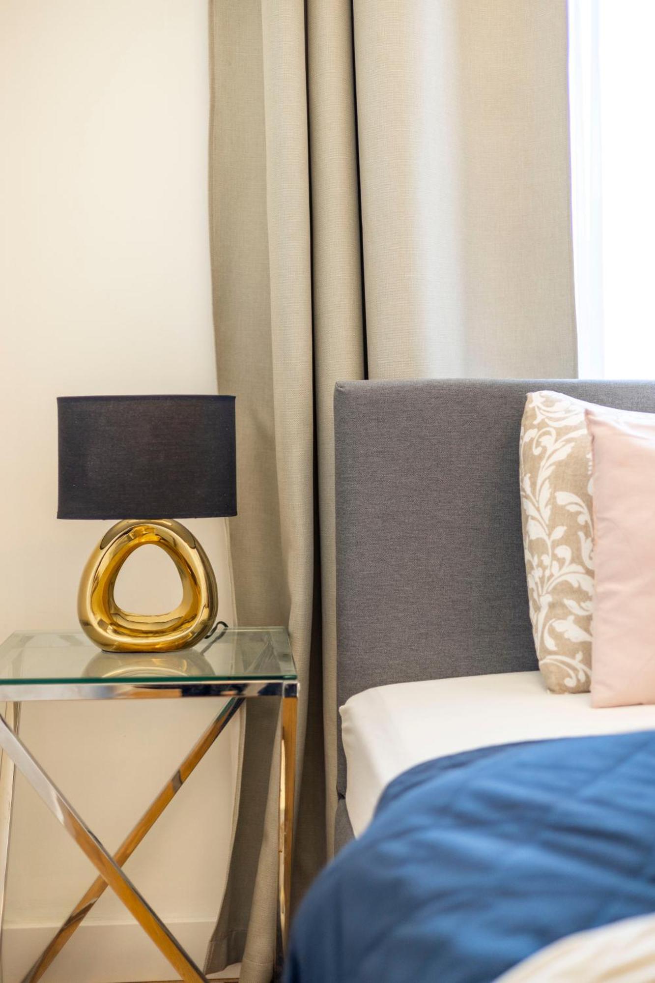 בודפשט Luxury Quentin Apartment 3 Bedrm, 2 Bathrm מראה חיצוני תמונה