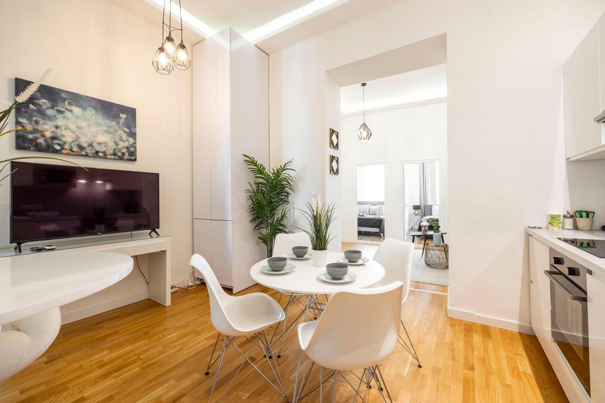 בודפשט Luxury Quentin Apartment 3 Bedrm, 2 Bathrm מראה חיצוני תמונה
