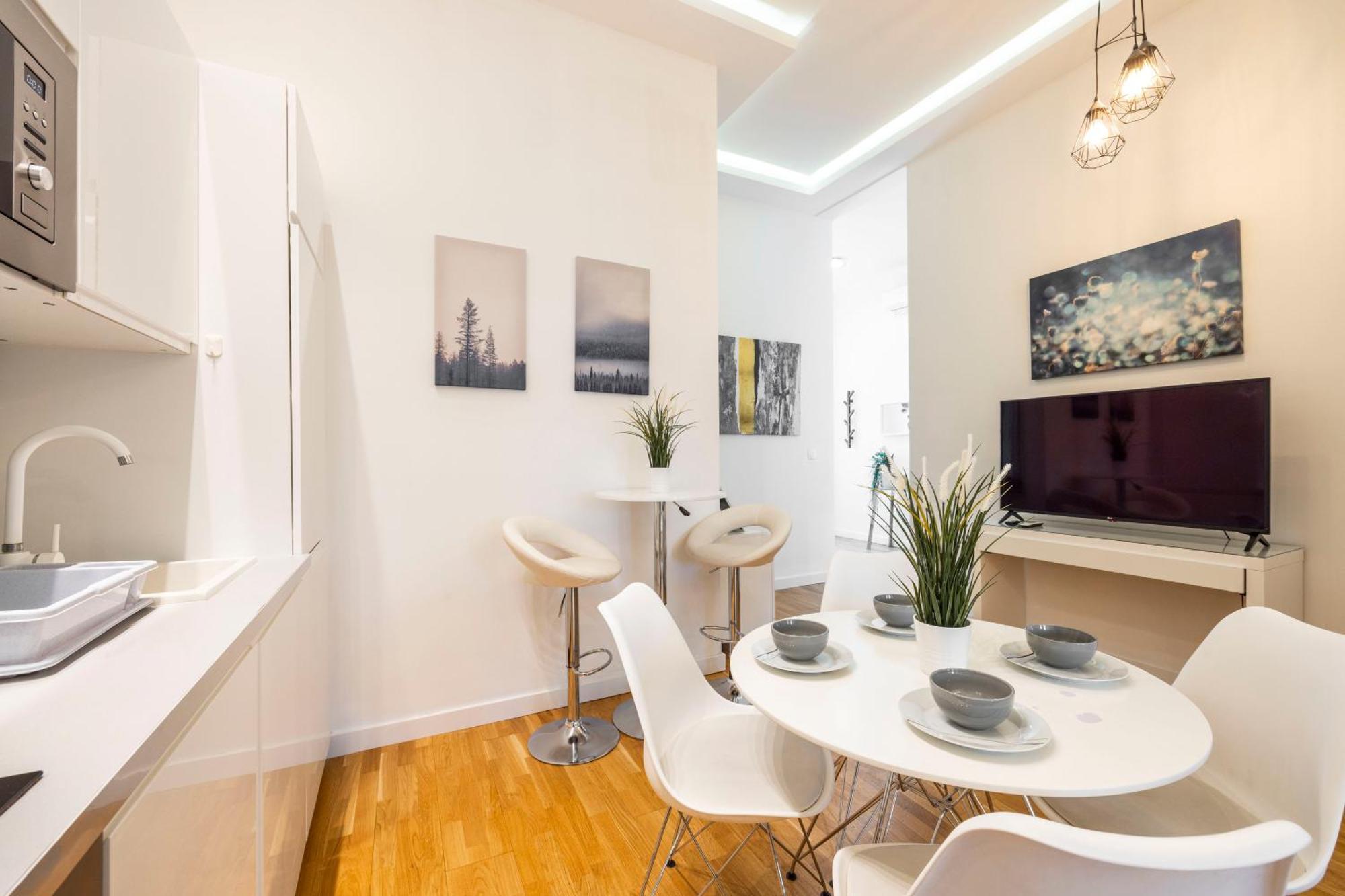 בודפשט Luxury Quentin Apartment 3 Bedrm, 2 Bathrm מראה חיצוני תמונה